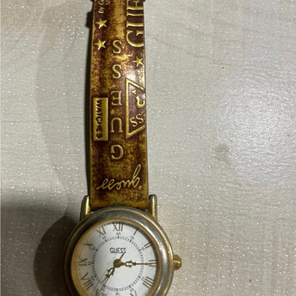 Vintage Y2K Guess embossed Gold and Brown Leather Watch - Picture 2 of 4